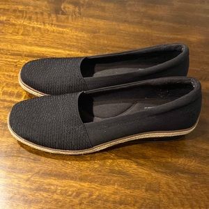 Grasshopper Ortholite Black Wedge Flats Size 7.5